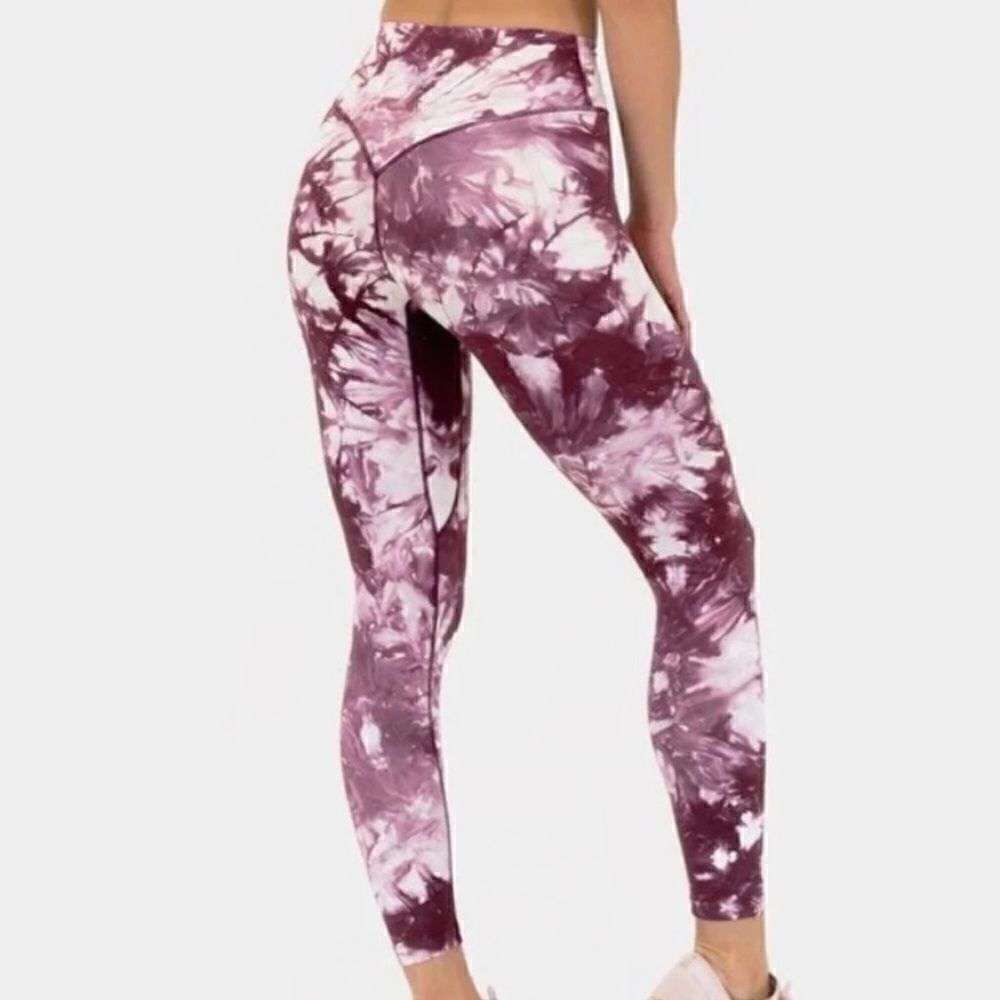 Balance Athletica The OG Tie Dye Leggings - Picture 2 of 10